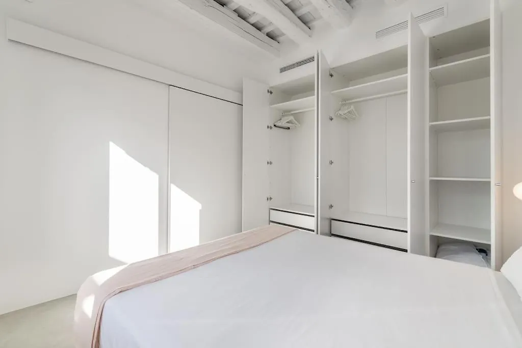 Lively 1 Bdr Apartment With Private Terrace Born Barcelona